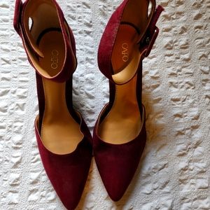 Adorable Cato Maroon Suede Strap Pumps